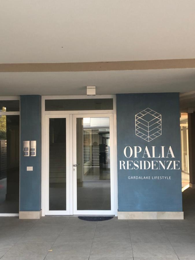 Opalia Residence - Stella Garda Lake Lifestyle Пескиера дел Гарда Екстериор снимка