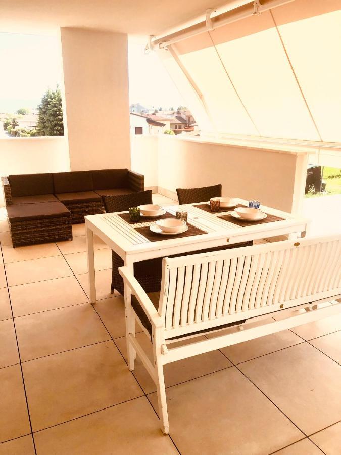 Opalia Residence - Stella Garda Lake Lifestyle Пескиера дел Гарда Екстериор снимка